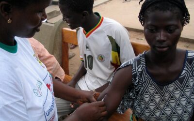 WHO highlights urgent need to get vaccines to poor countries